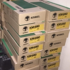 Que hàn KM680 - Kiswel